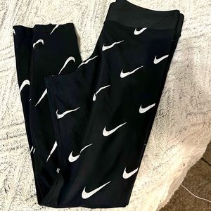 Nike leggings